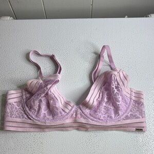253 - Lace Bralette in Light Purple